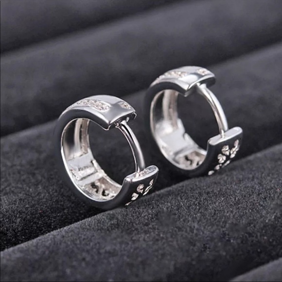 @studiogemz Jewelry - 💎STUDIOGEMZ NEW 925 Sterling Silver Huggie Hoop Earrings E237